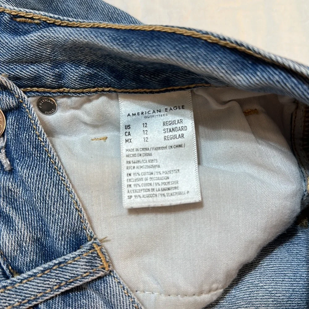 American Eagle Mom Jeans 12 Regular - Picture 10 of 10